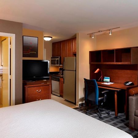 Towneplace Suites Houston North/Shenandoah Екстериор снимка