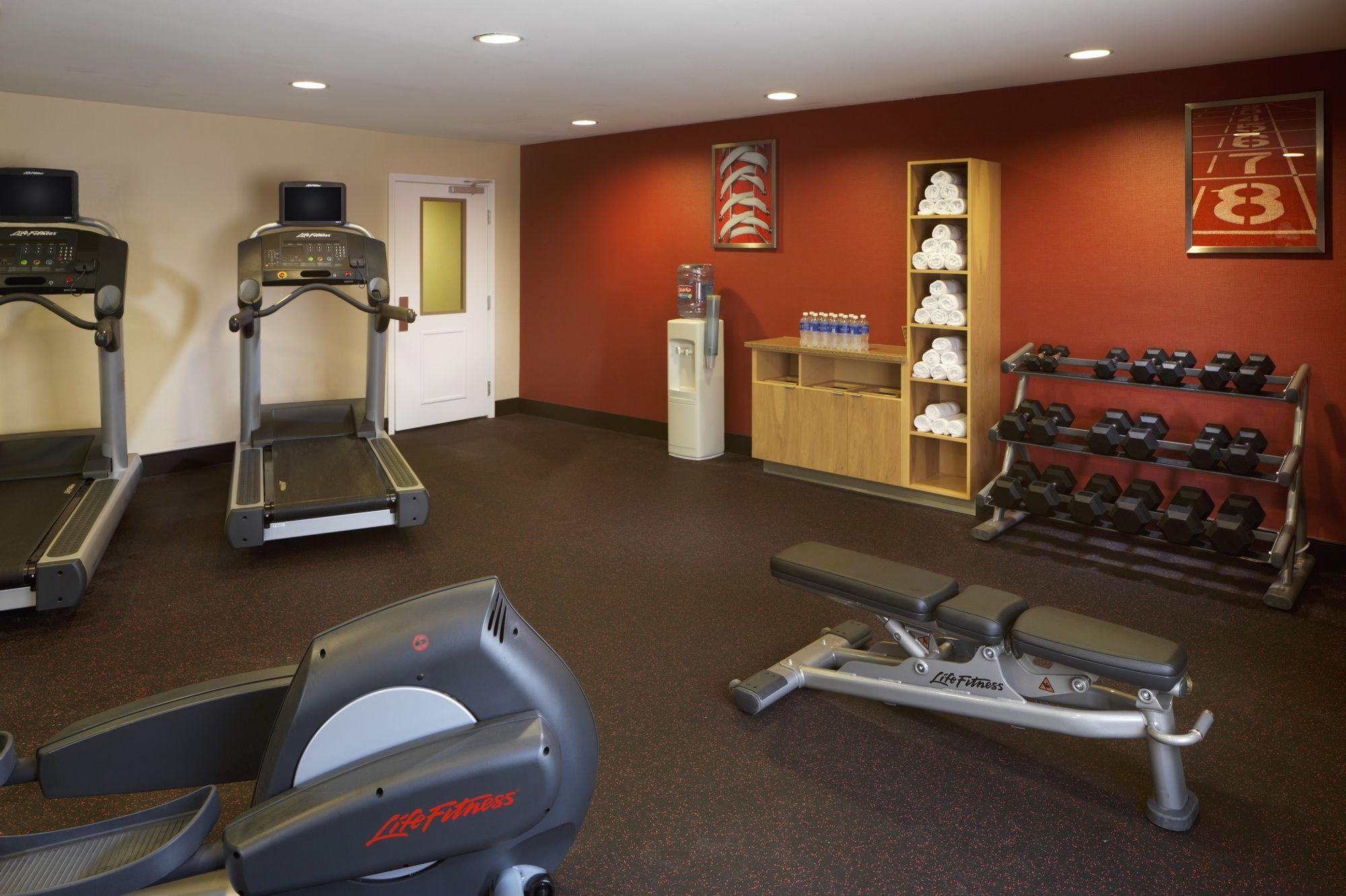 Towneplace Suites Houston North/Shenandoah Екстериор снимка